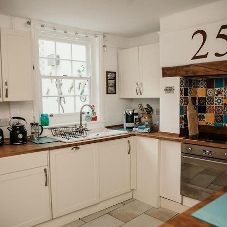 Charming 3 Bedroom Townhouse Weymouth Buitenkant foto